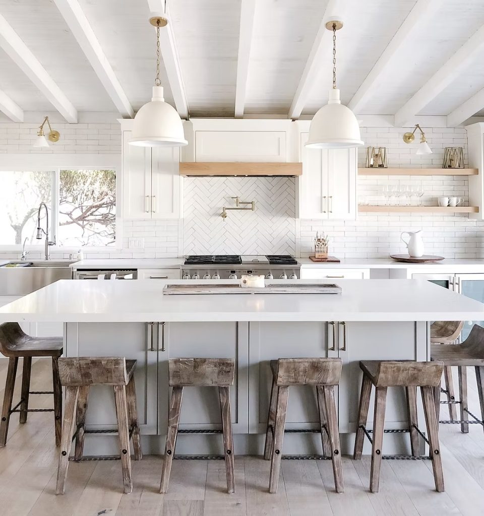 High-quality semi-custom kitchen cabinets installed in a Dunedin FL home.